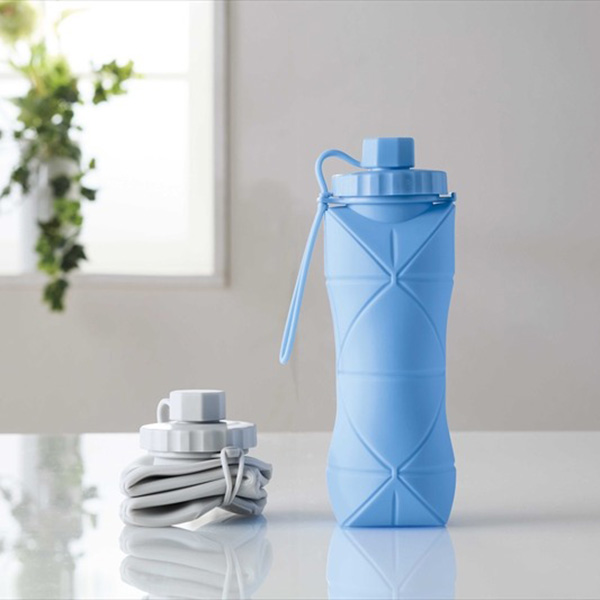 コルン／シリコン折りたたみボトル600ml
