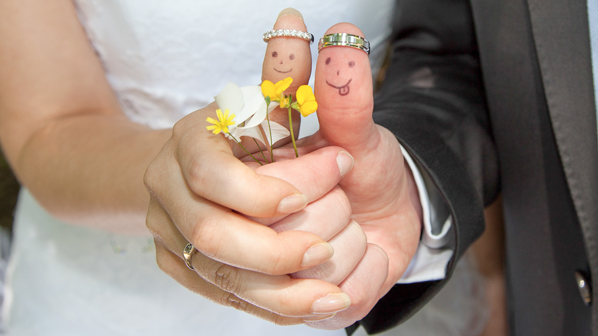 結婚式のオリジナルグッズを準備するタイミング