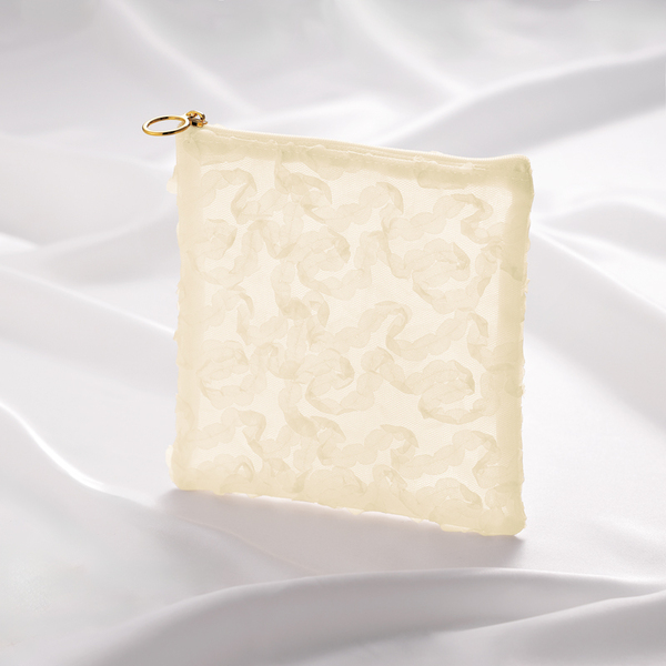 フリルウェーブ メッシュフラットポーチ